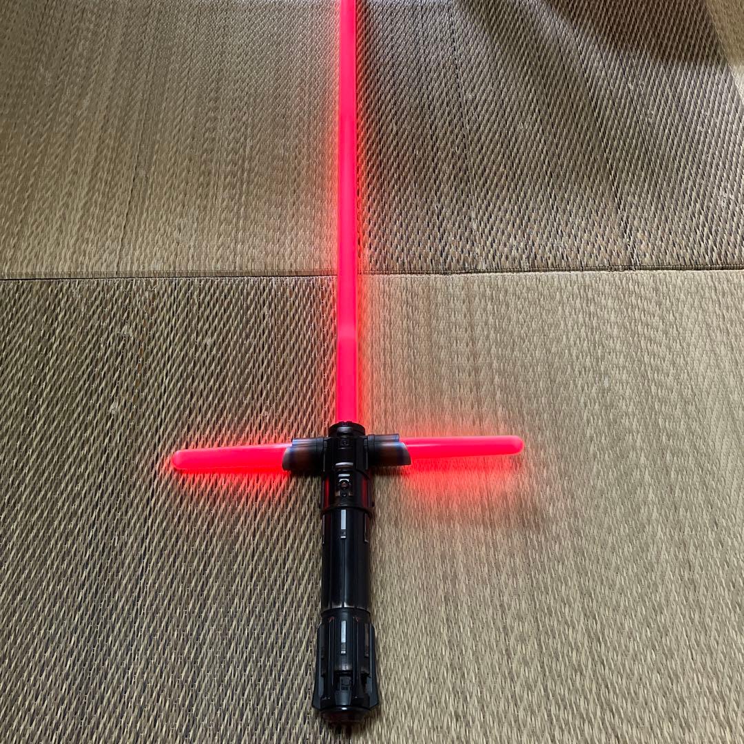 スターウォーズライトセイバーブラックシリーズ　カイロレイ現状品、ジャンク品扱い