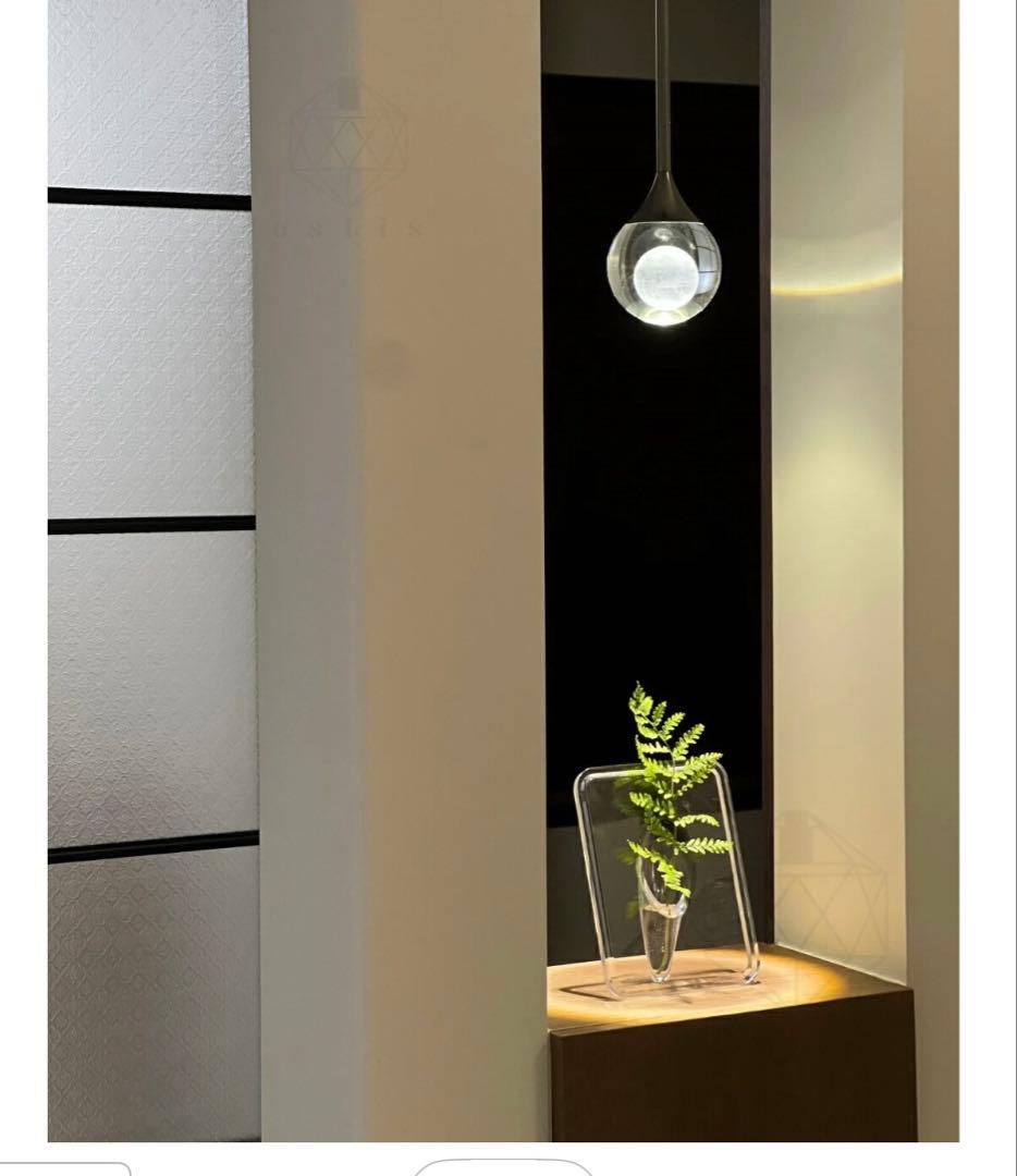 ガラス ペンダントライト 月形　吊り下げ灯　LED 新品　照明　1灯