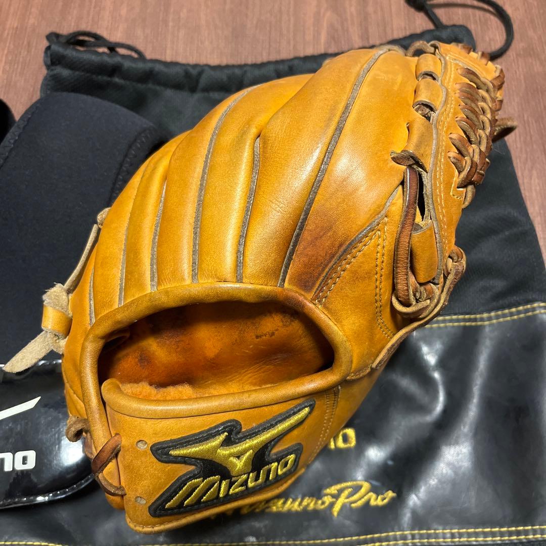 Mizuno Pro 硬式 投手用 グローブ