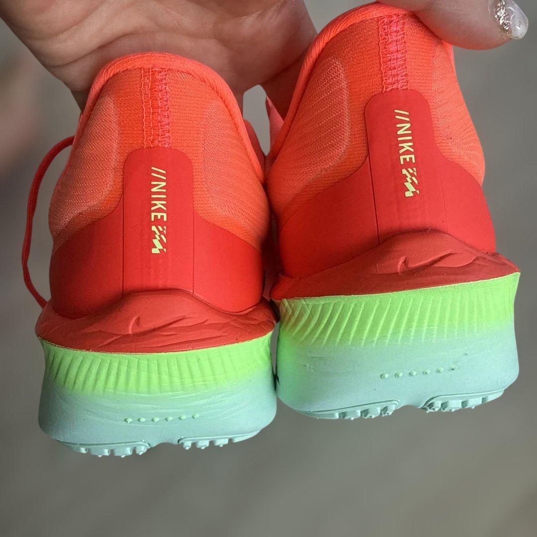 【新品】NIKE ズームフライ6 23cm