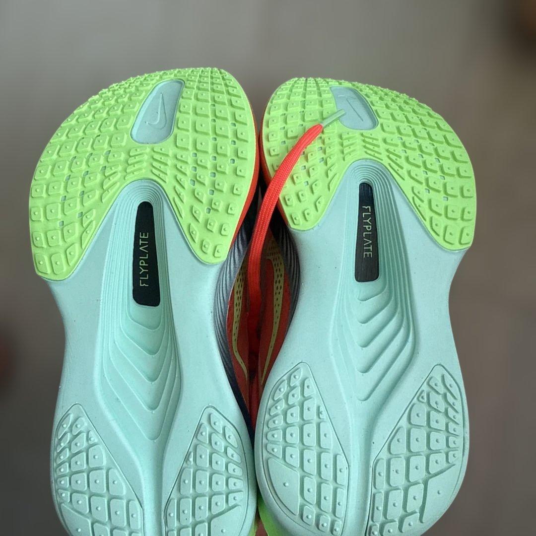 【新品】NIKE ズームフライ6 23cm
