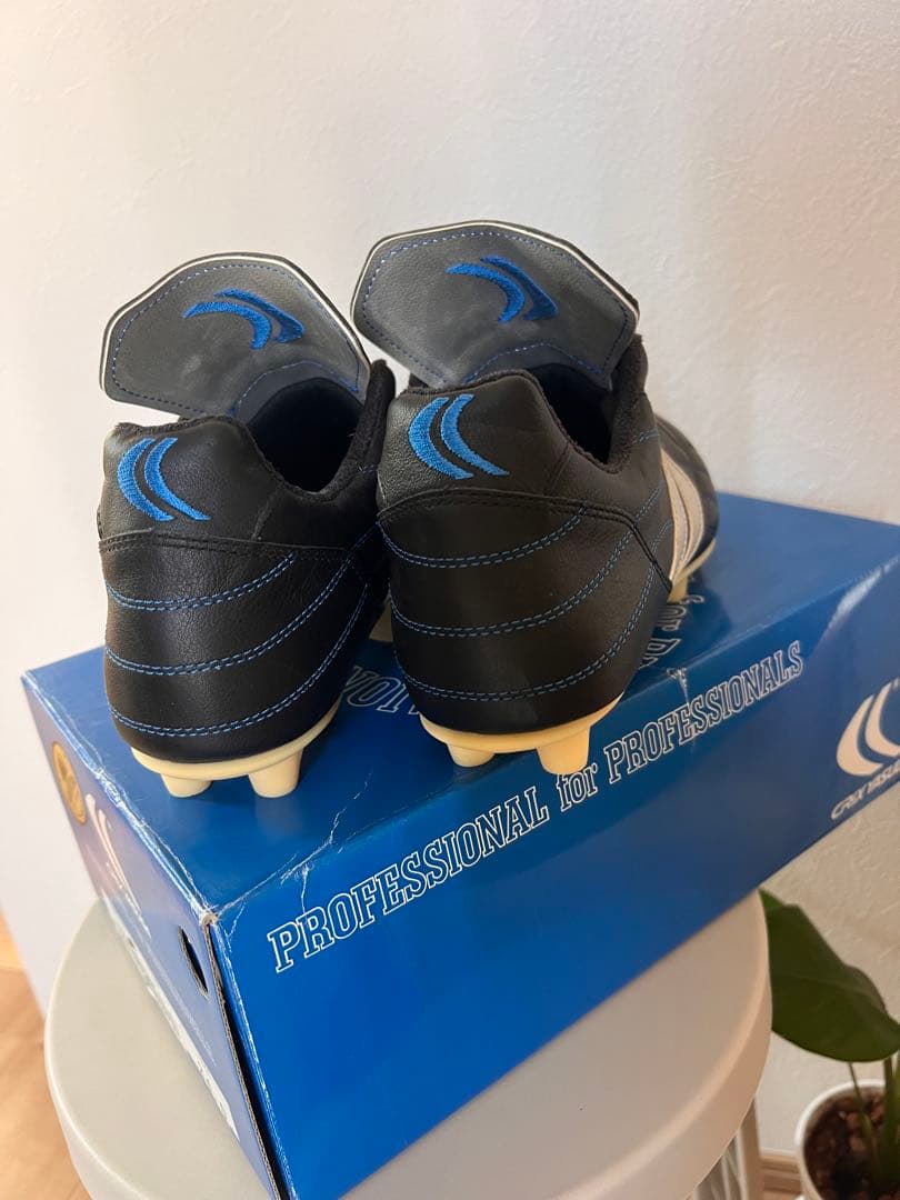 新品 未使用 箱付き クリックスヤスダ　crix yasuda サッカースパイク