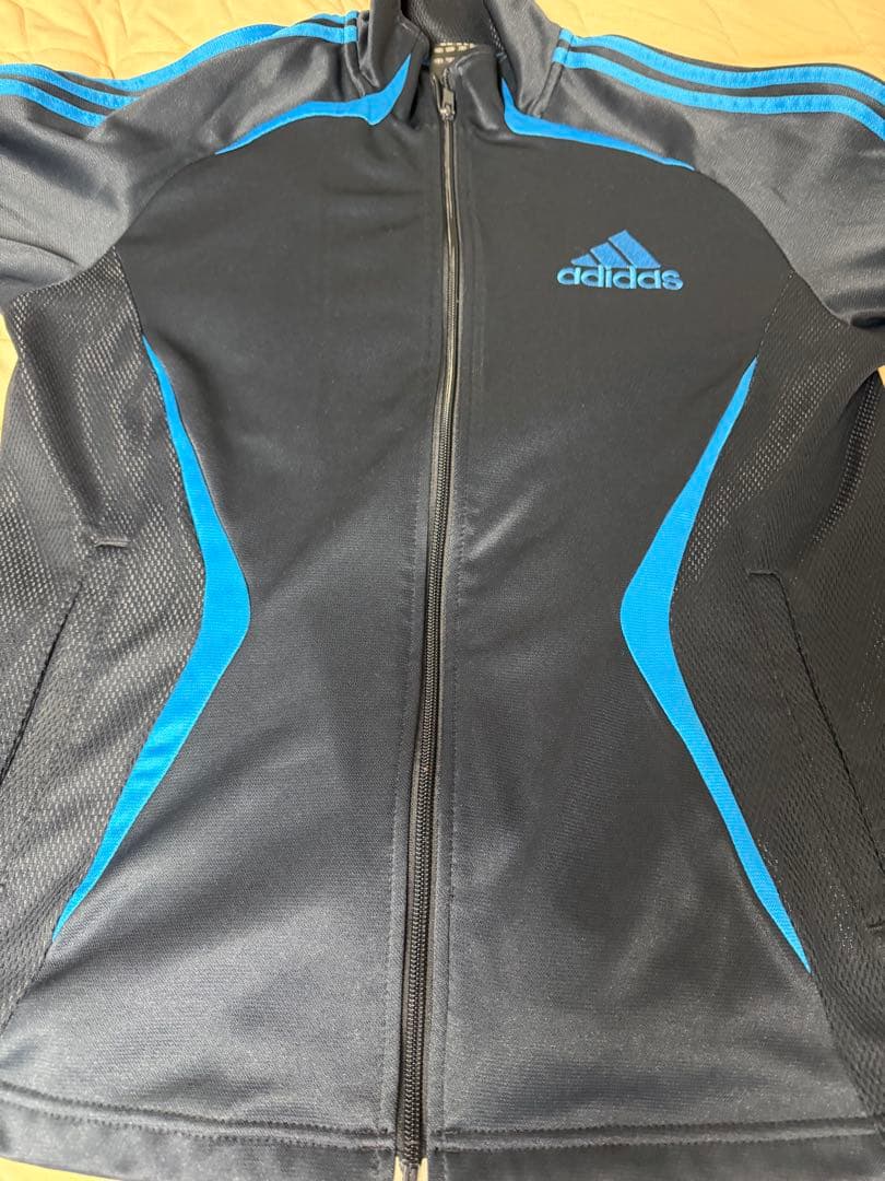 adidas トレーニングジャケット のみ黒/青セット