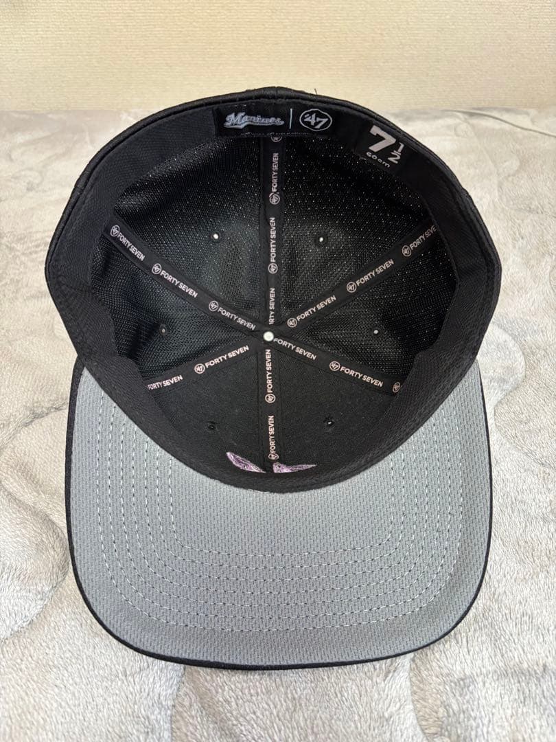 千葉ロッテマリーンズ　NPB 選手仕様キャップ新品　7 1/2プロコレ47