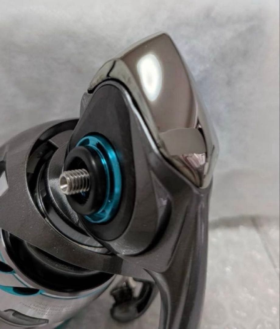 DAIWA(ダイワ) スピニングリール 25エメラルダス AIR LT2500S