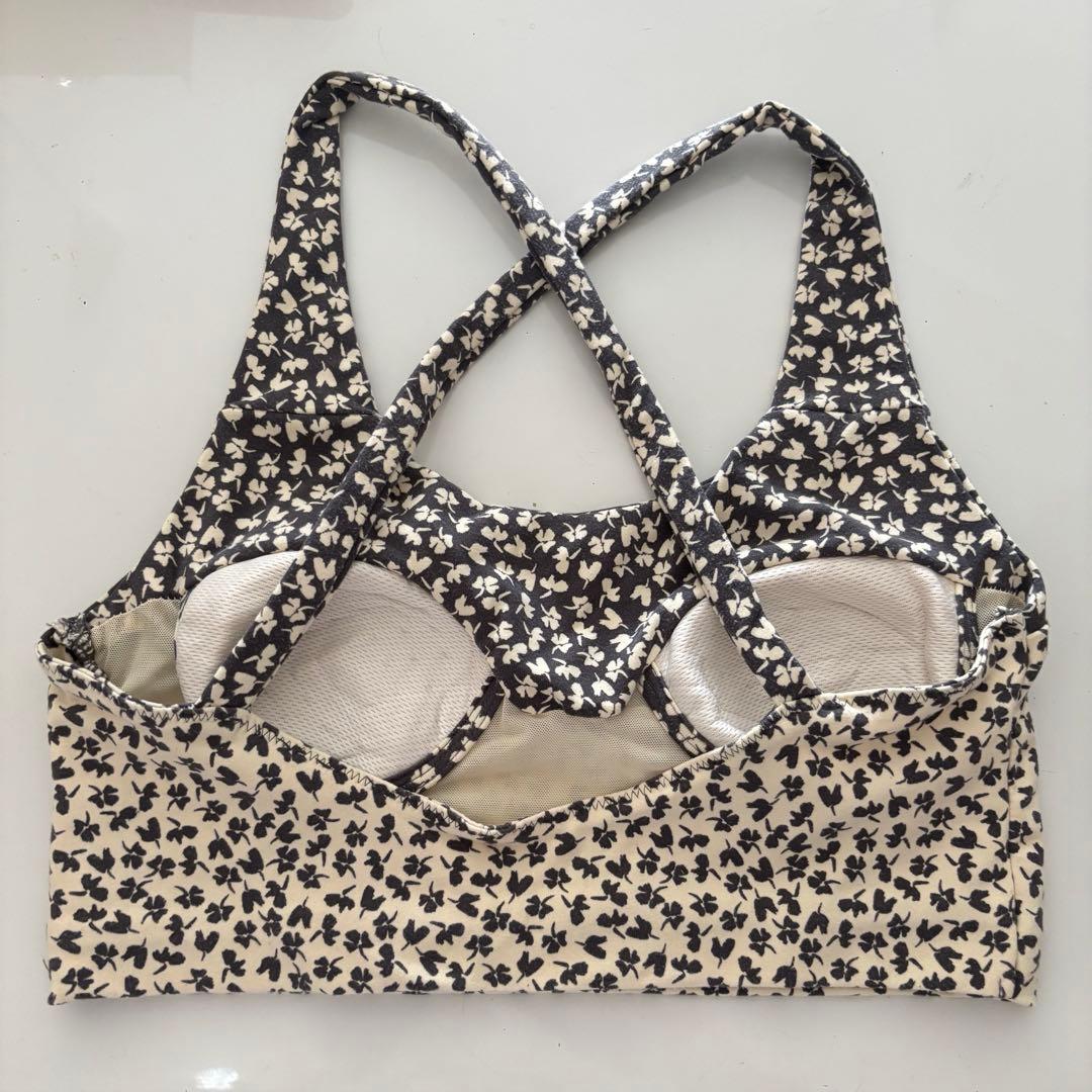 【美品】emmiyoga ヨガウェア　プラトップ　レギンス　上下セット