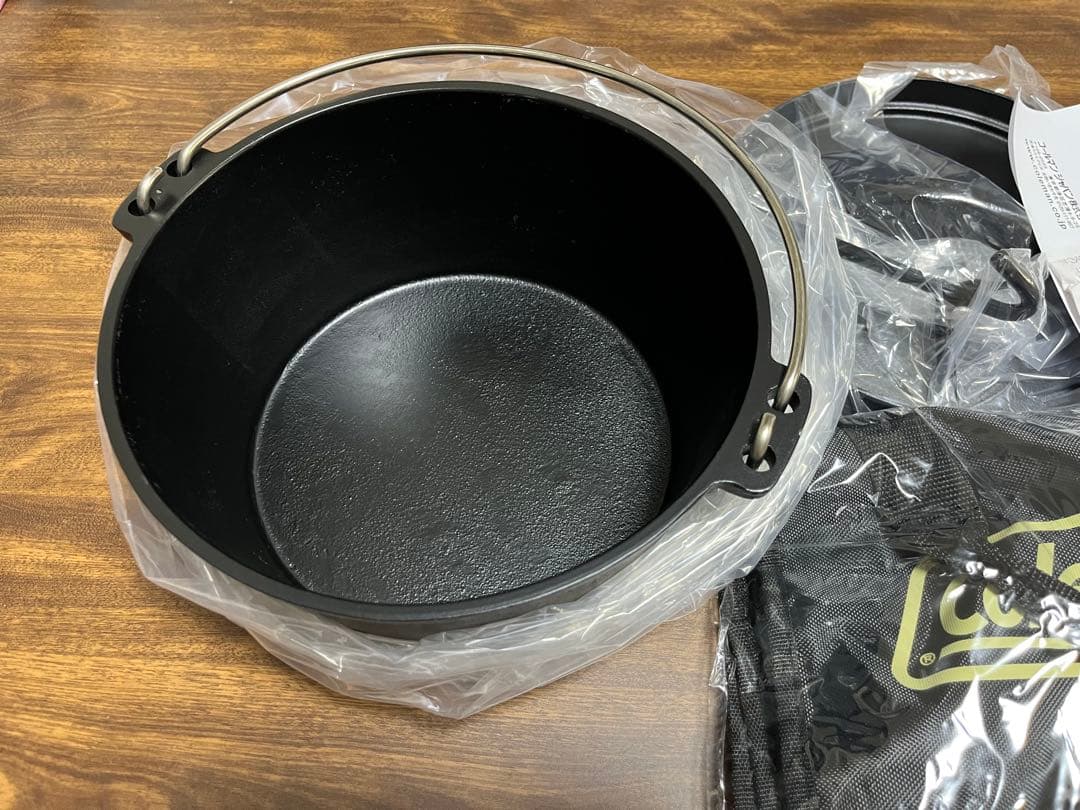 未使用　Coleman ダッチオーブン 10インチ キャンプ アウトドア