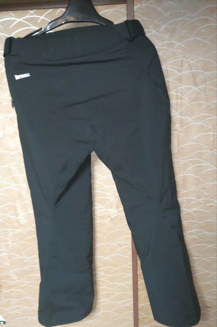 タグ無し未使用保管品 25モデル DESCENTE S.I.O PANTS