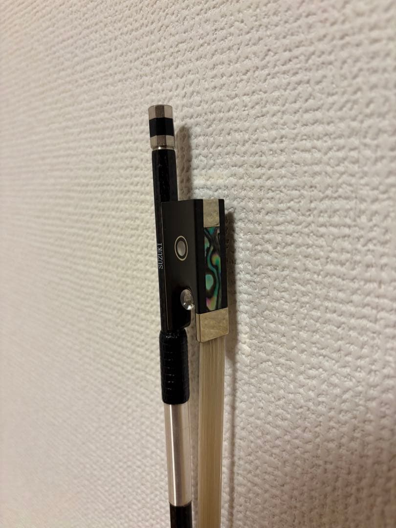 【新品】バイオリン弓 ◉パリジャンアイ 網目調カーボン
