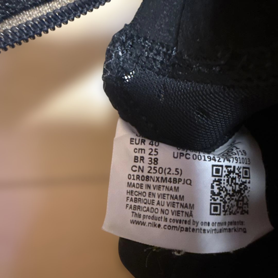 Jordan35バスケットボールシューズ 黒/白/赤