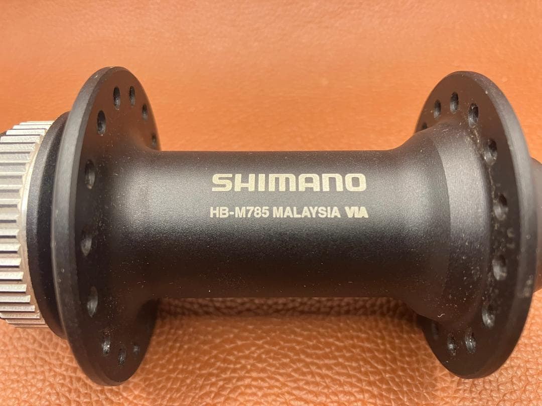 新品未使用品　Shimano シマノ XT HB-M785 ハブ