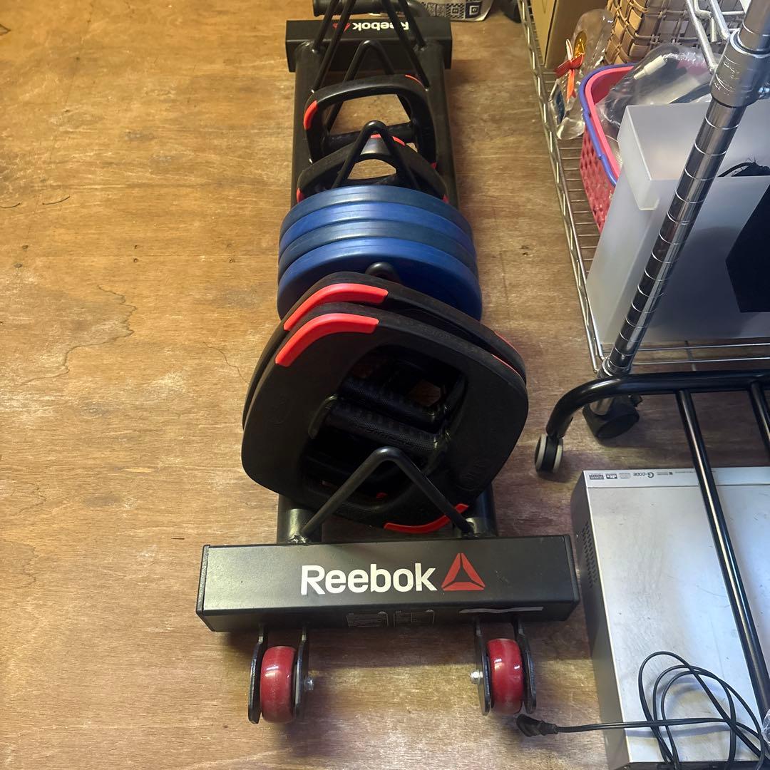 Reebok プレートラック