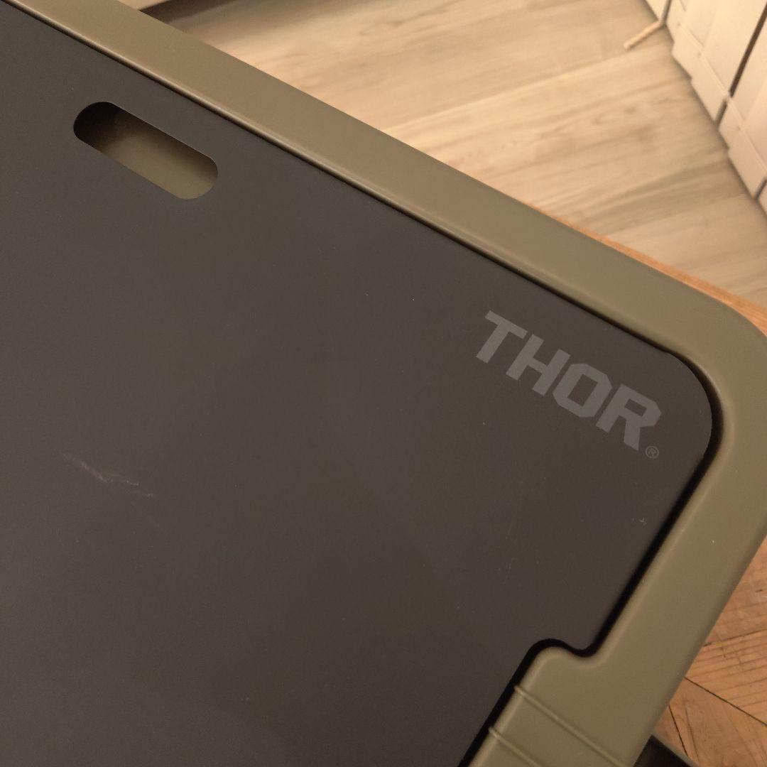 トップボード付き！THOR コンテナ53L オリーブ