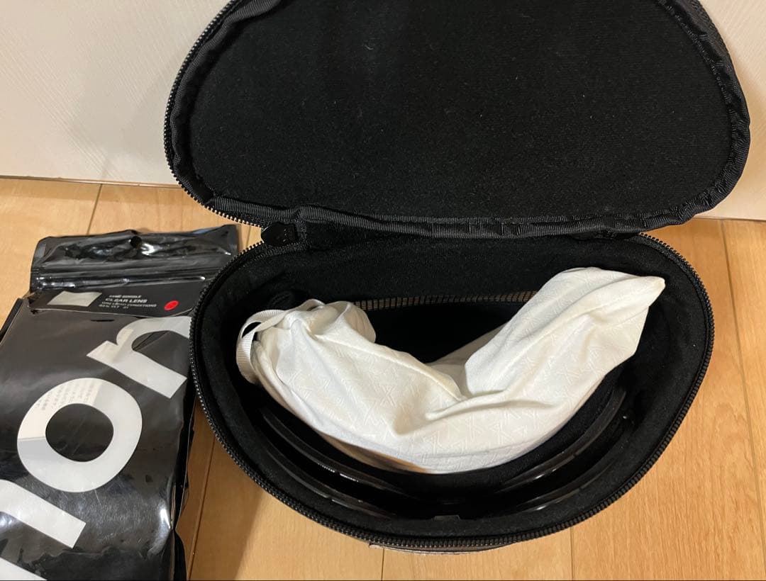 anon ゴーグル Burton SYNC シンク　スペアレンズ・ケース付き