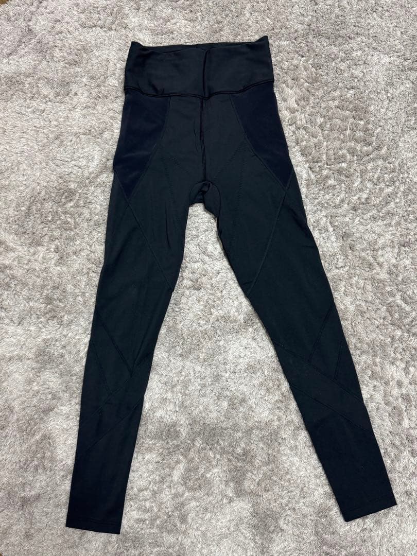 まっさん専用【美品】LAVA パーフェクトフォームレギンス L