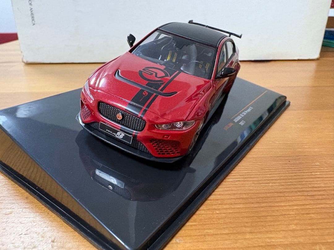 ミニカー 1/43 Jaguar XE SV Project 8 2017