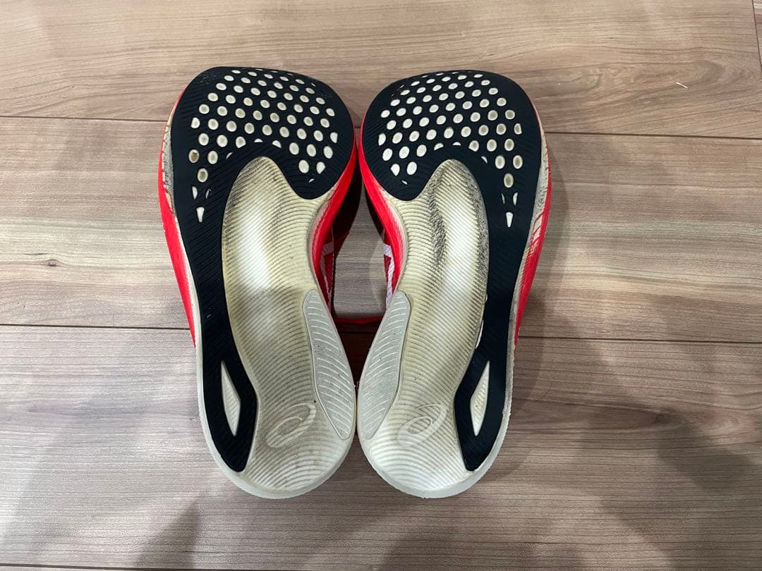 asics アシックス　メタスピードエッジ＋　27センチ