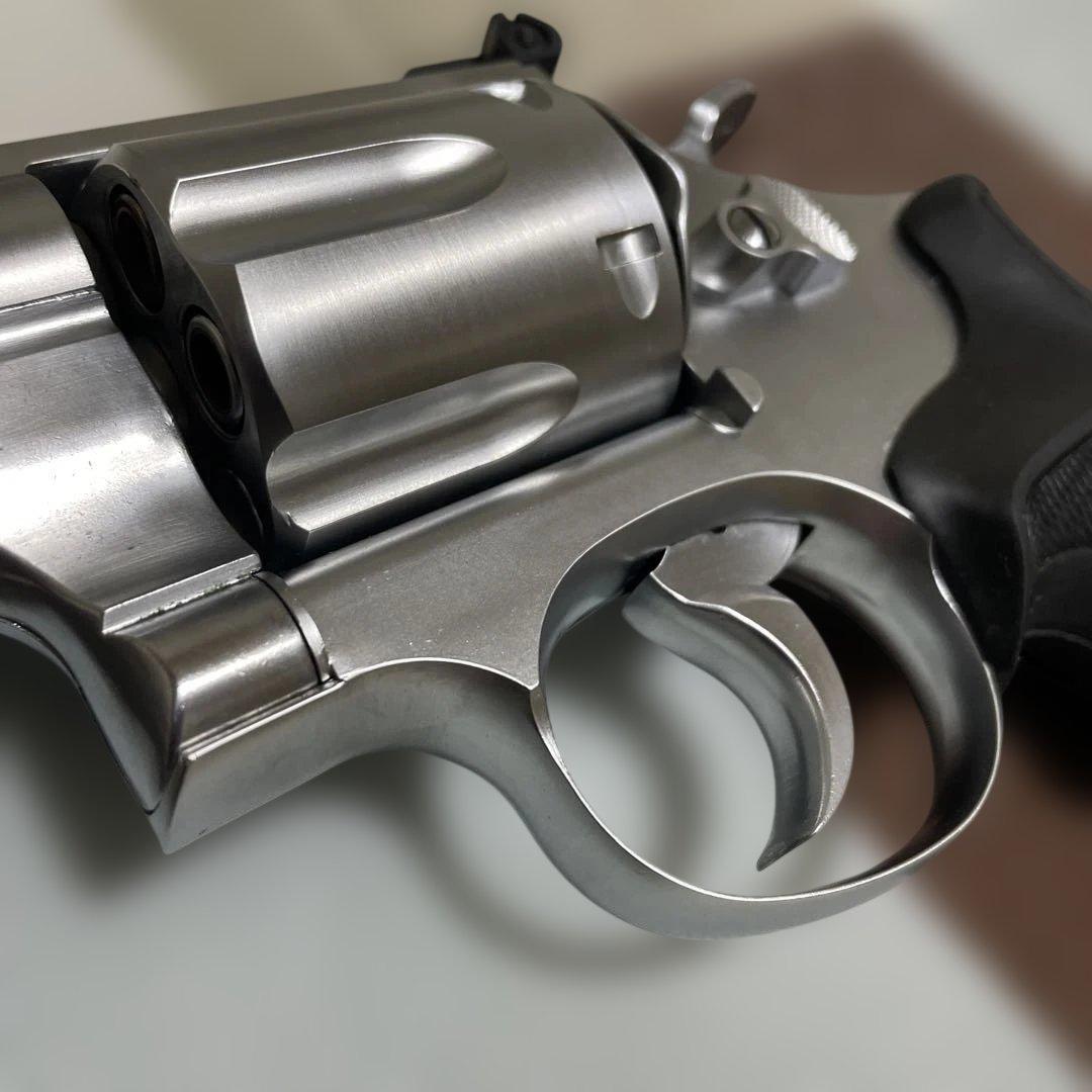 Smith & Wesson シルバーガスリボルバー（プラスチック製日本製）2