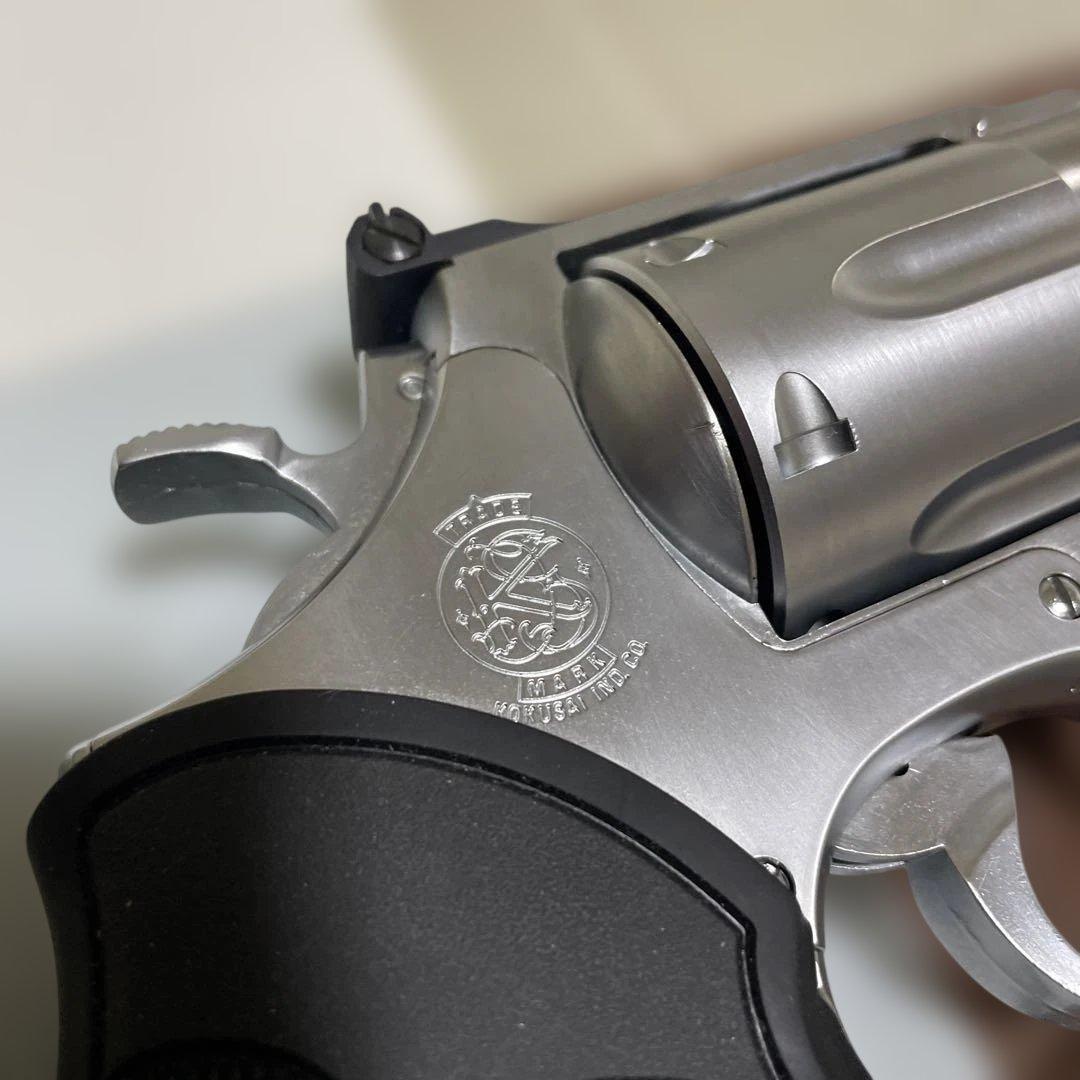 Smith & Wesson シルバーガスリボルバー（プラスチック製日本製）2