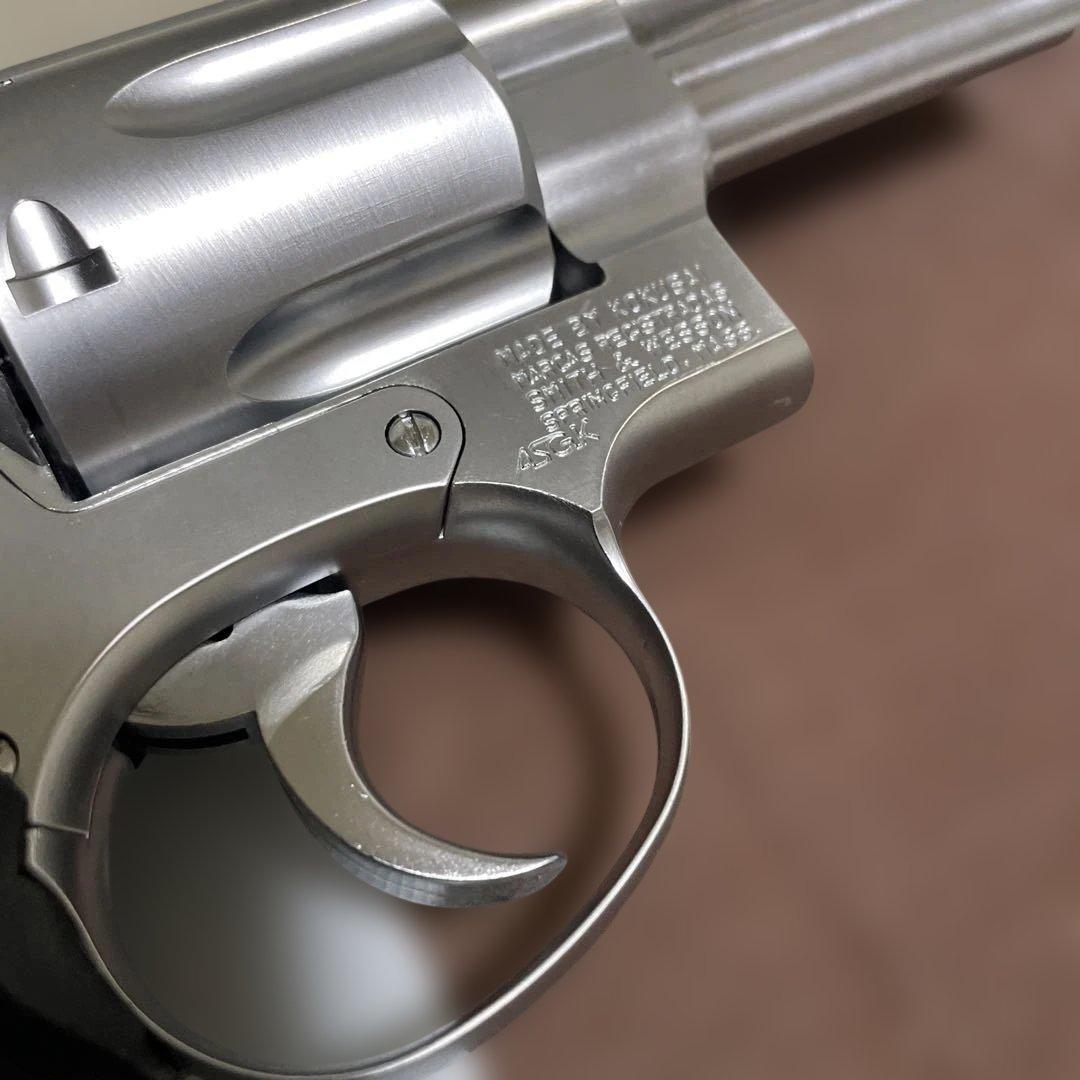 Smith & Wesson シルバーガスリボルバー（プラスチック製日本製）2