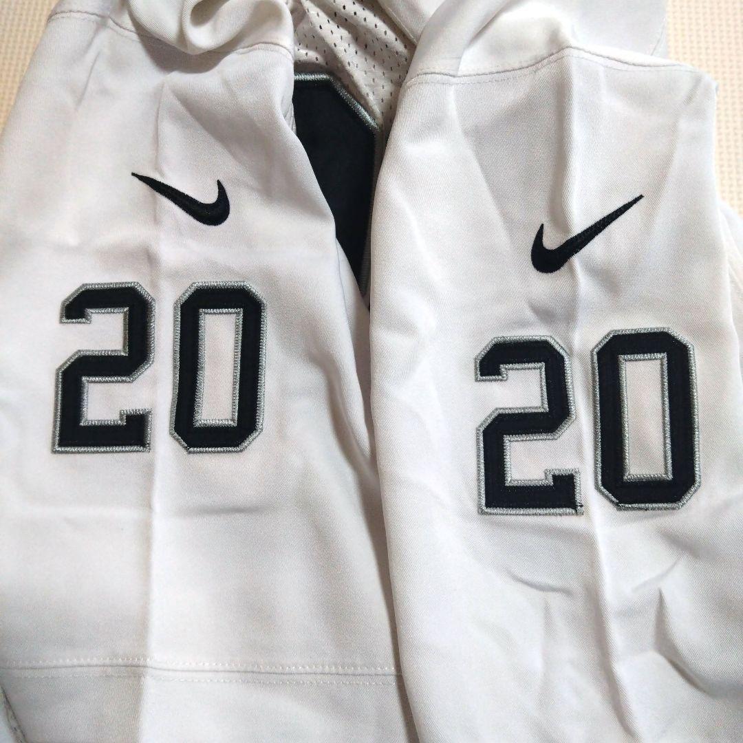NIKE　NFL　McFFADDEN　44　Raiders　白黒　大きめ