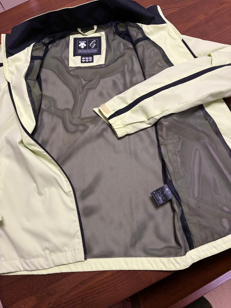 DESCENTE DGM4037S M ライトイエロー ゴルフジャケット