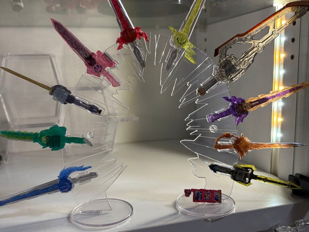 S.H.Figuarts 仮面ライダークロスセイバー 10聖剣セット