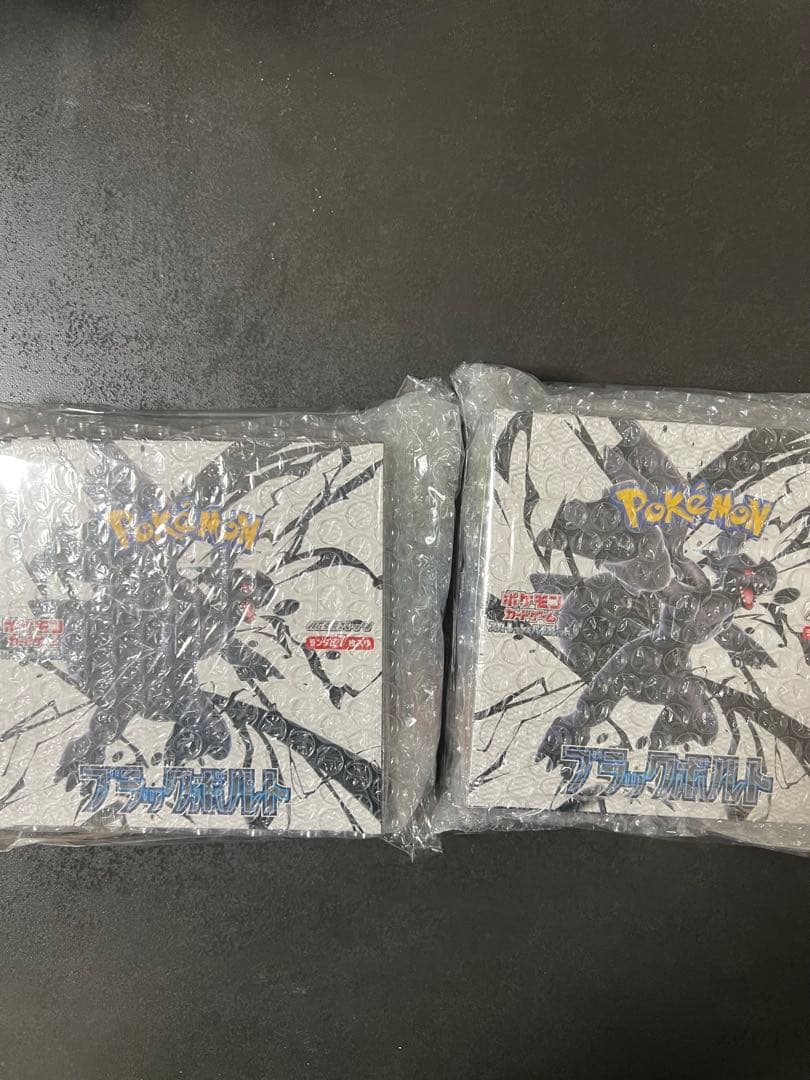ブラックボルト　シュリンク付き未開封box 2box