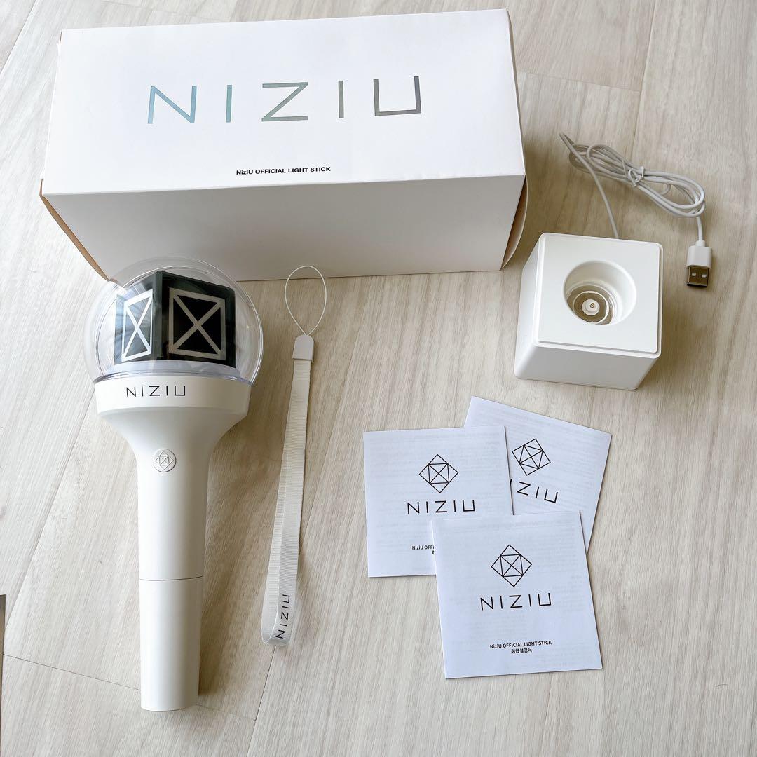 NiziU ペンライト＋会員特典