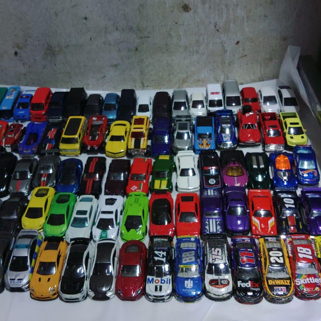 ミニカー90台　ホットウィール　トミカ　ライオネル　アメ車　スポーツカー多め