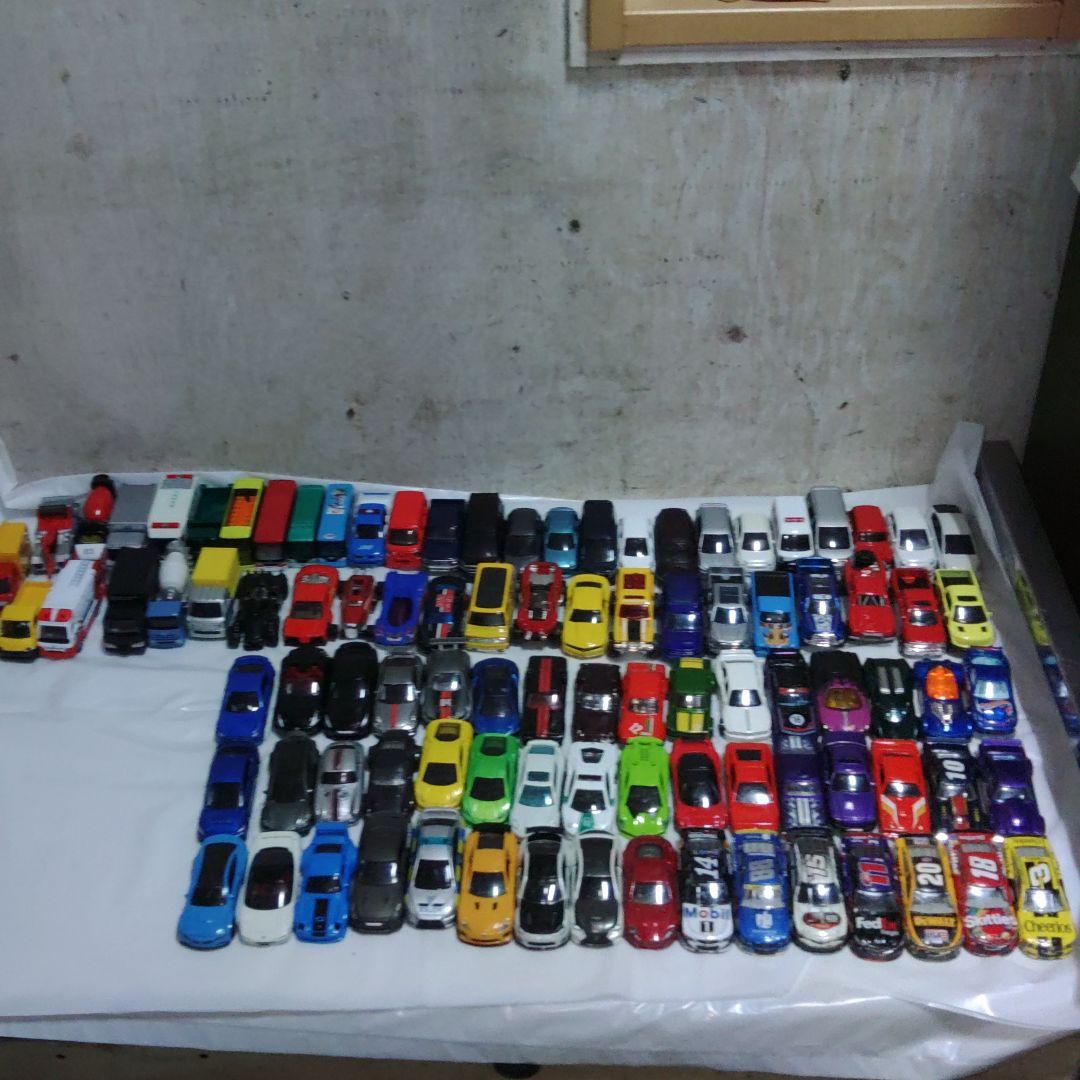 ミニカー90台　ホットウィール　トミカ　ライオネル　アメ車　スポーツカー多め
