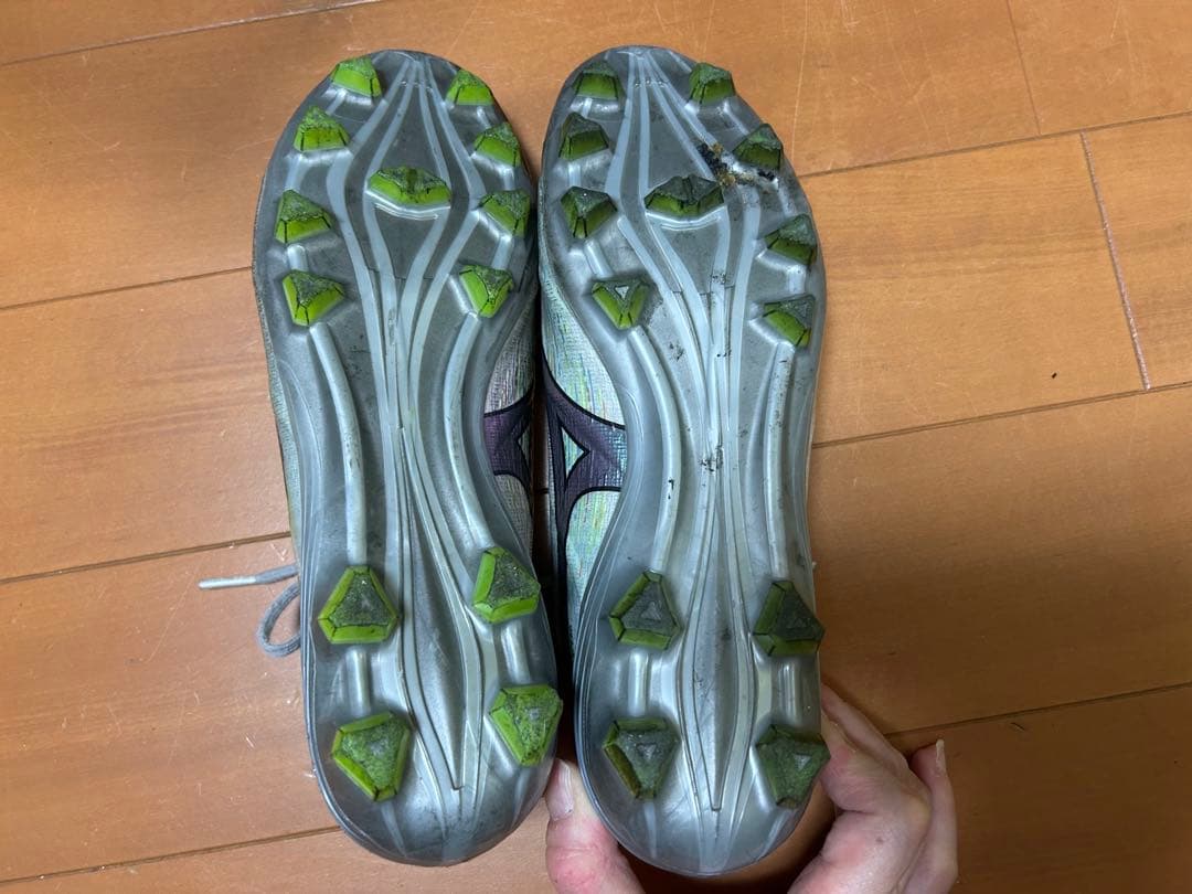 サッカースパイク　ミズノ アルファ PRO 26.0cm（軽量モデル）