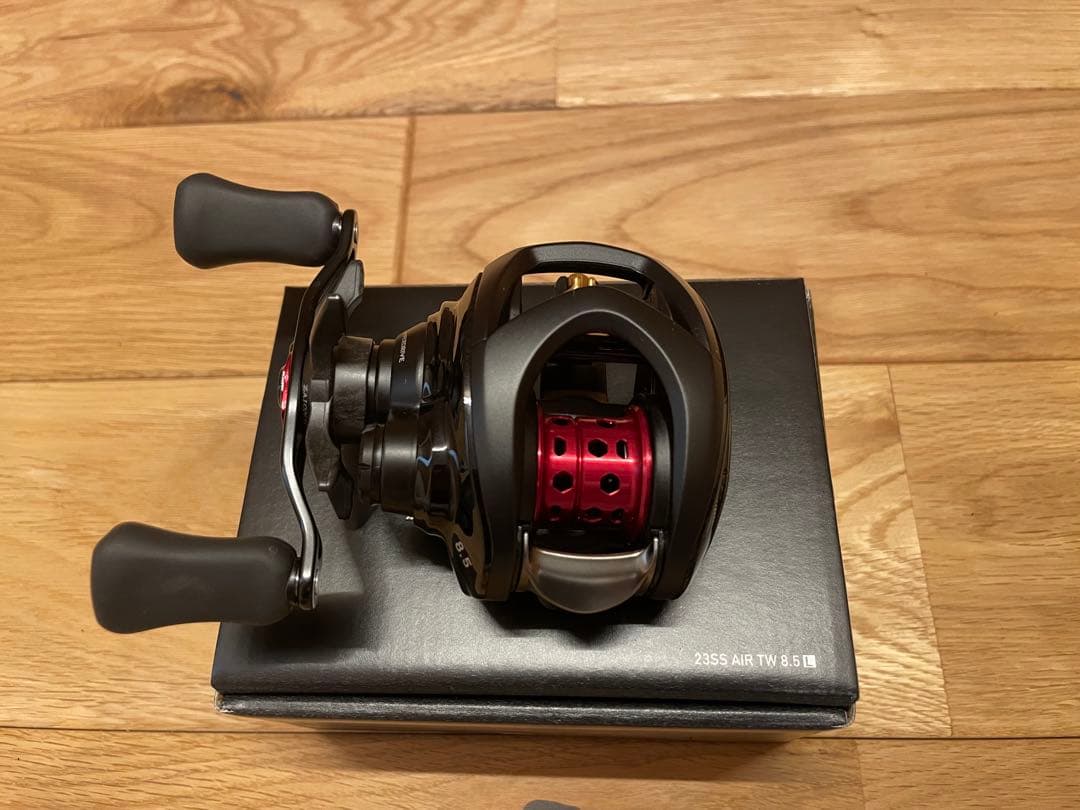 DAIWA SS AIR TW　8.5L 　レフトハンドル　新品