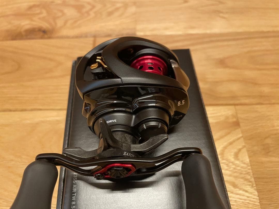 DAIWA SS AIR TW　8.5L 　レフトハンドル　新品