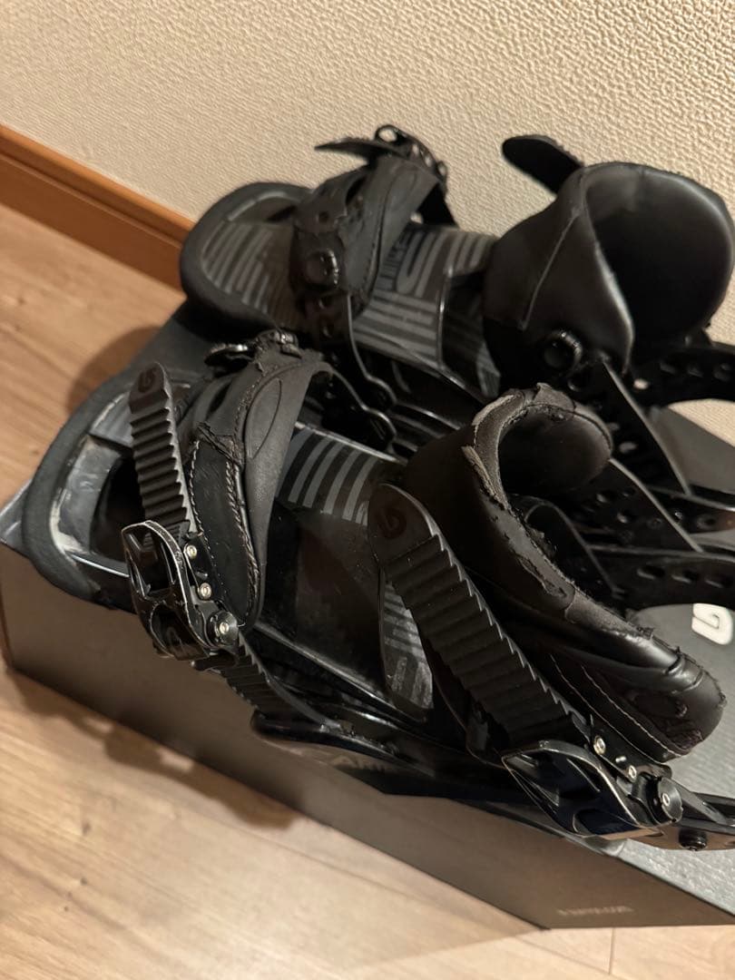 Burton バートン　cartel Sサイズ