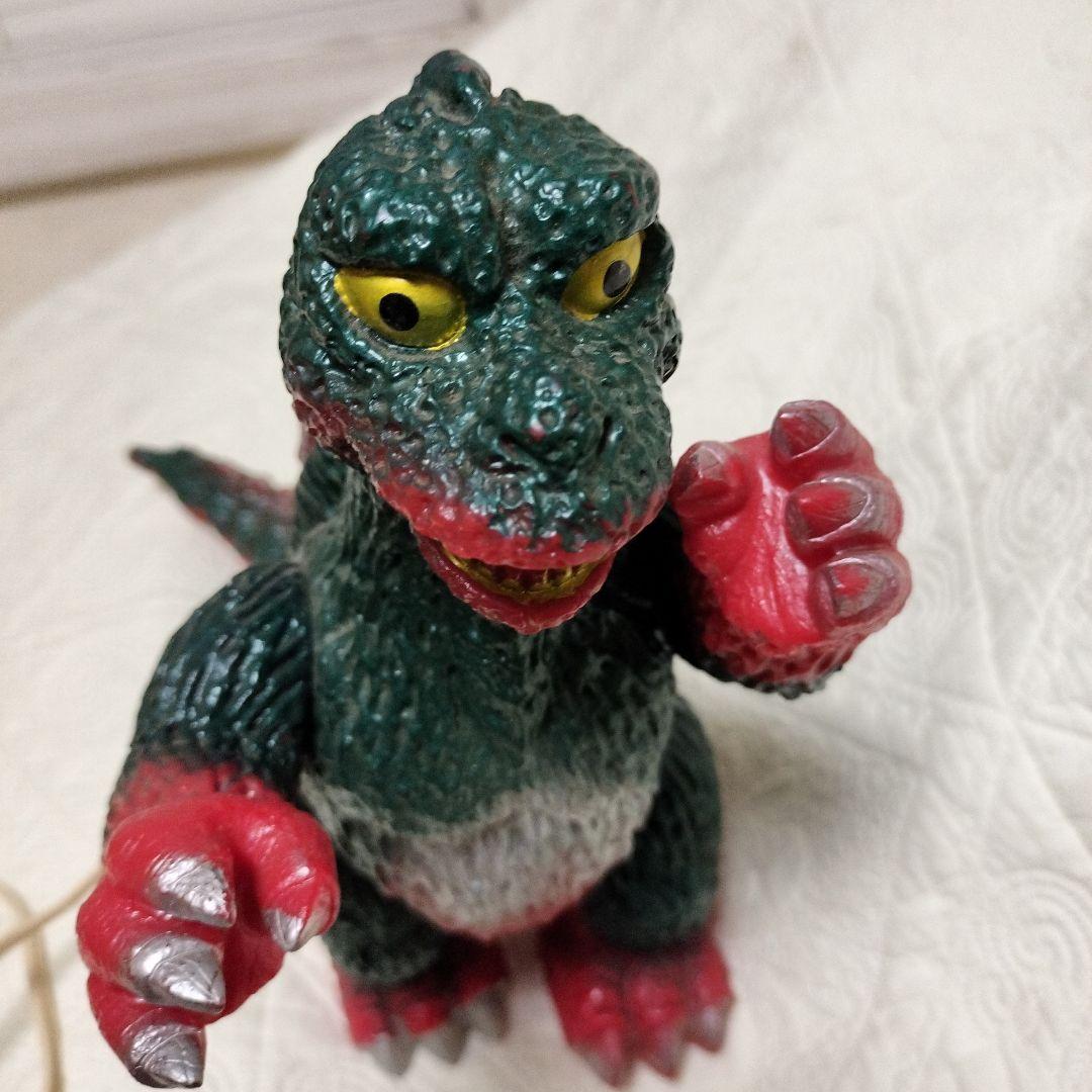 ゴジラ 発光フィギュア 約26cm
