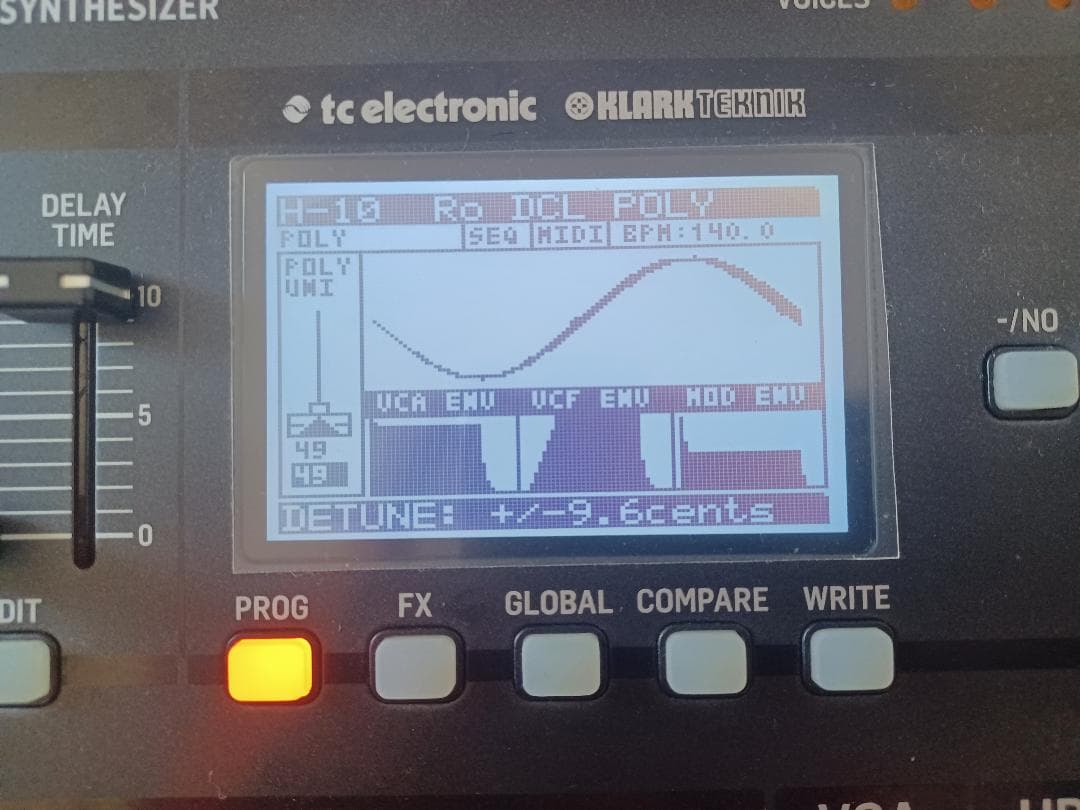 鍵盤楽器 Behringer Deepmind 12D