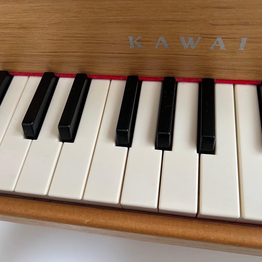 カワイ　ミニピアノ