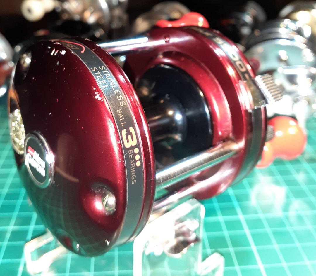 アブガルシア アンバサダー５５００-C３ アウトフィッターズパワーハンドル付き