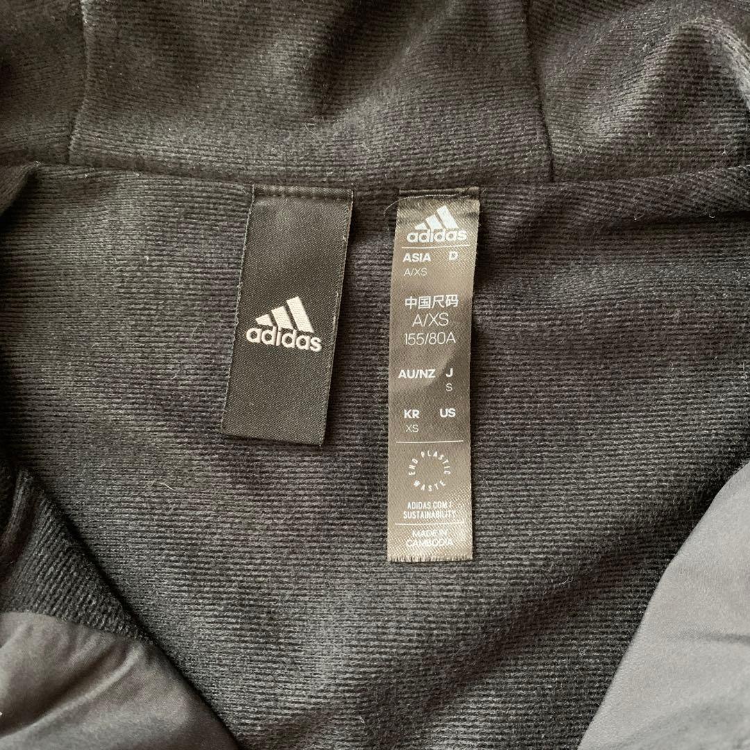 adidas ウィンドーブレーカー上下　XSサイズ