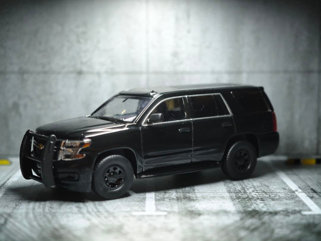 【2台セット】596model Chevrolet Tahoe Unmarked