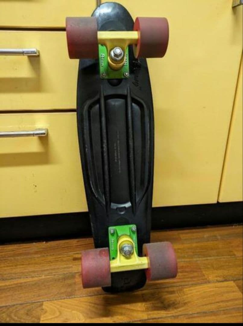 Penny スケートボード 22インチ ブラック/グリーン/レッド