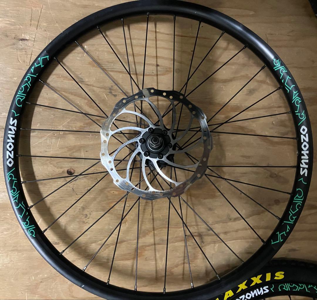 ストリートトライアル24インチホイールセット　おまけ付き
