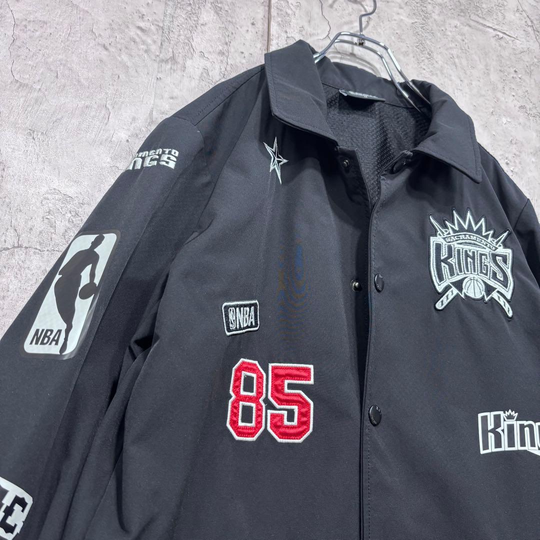 ☆人気　NBA KINGS コーチジャケット　ブラック　M