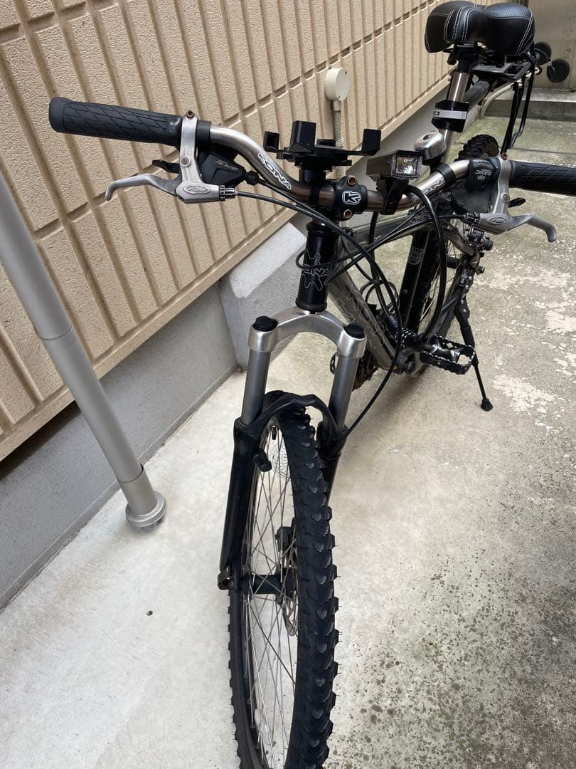 【手渡し限定、配達可】kona マウンテンバイク　27段変速