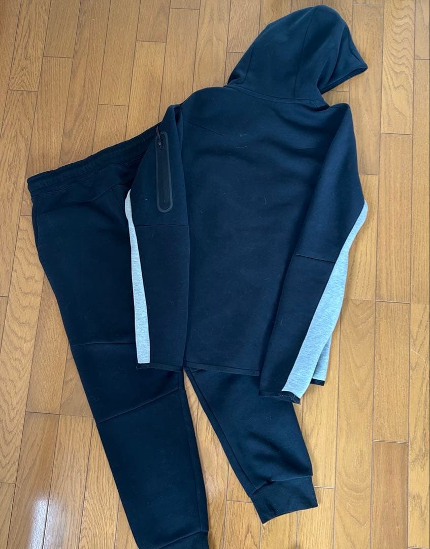 Nike テックフリース セットアップ