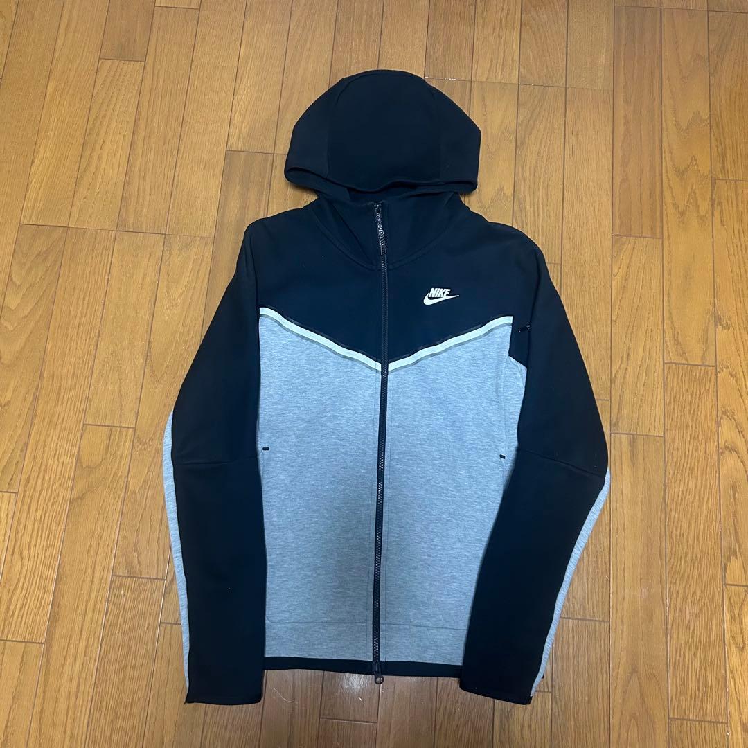 Nike テックフリース セットアップ