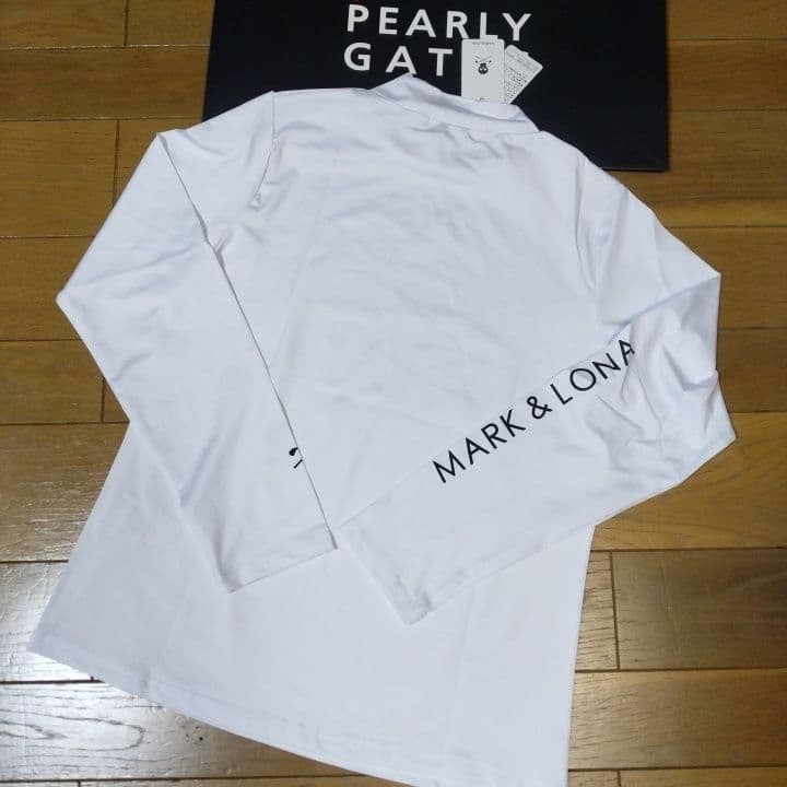 ⭐新品⭐マーク&ロナ⭐長袖モック⭐白⭐Lサイズ⭐