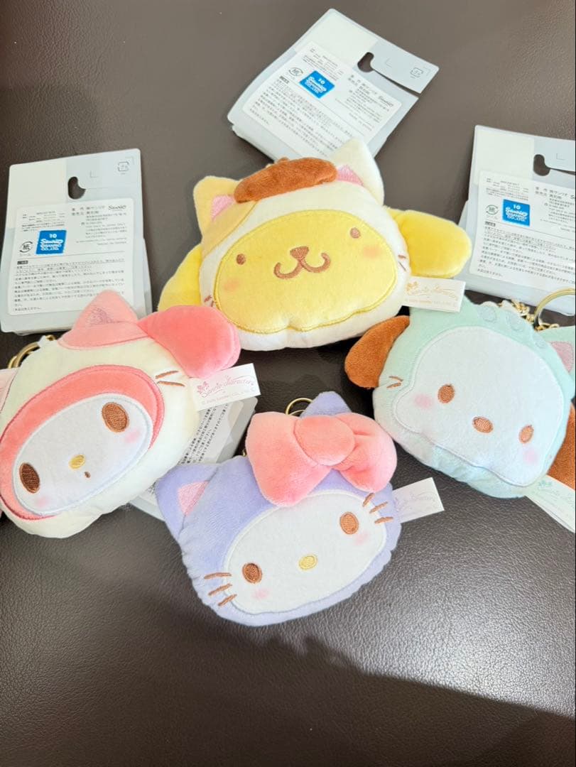 【全種類希少】しまむら猫の日限定ダイカットチャーム　サンリオ