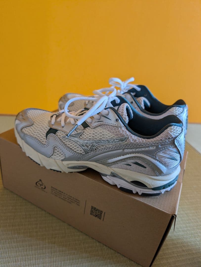 Mizuno スニーカー 3890 24.5cm ホワイト/グリーン